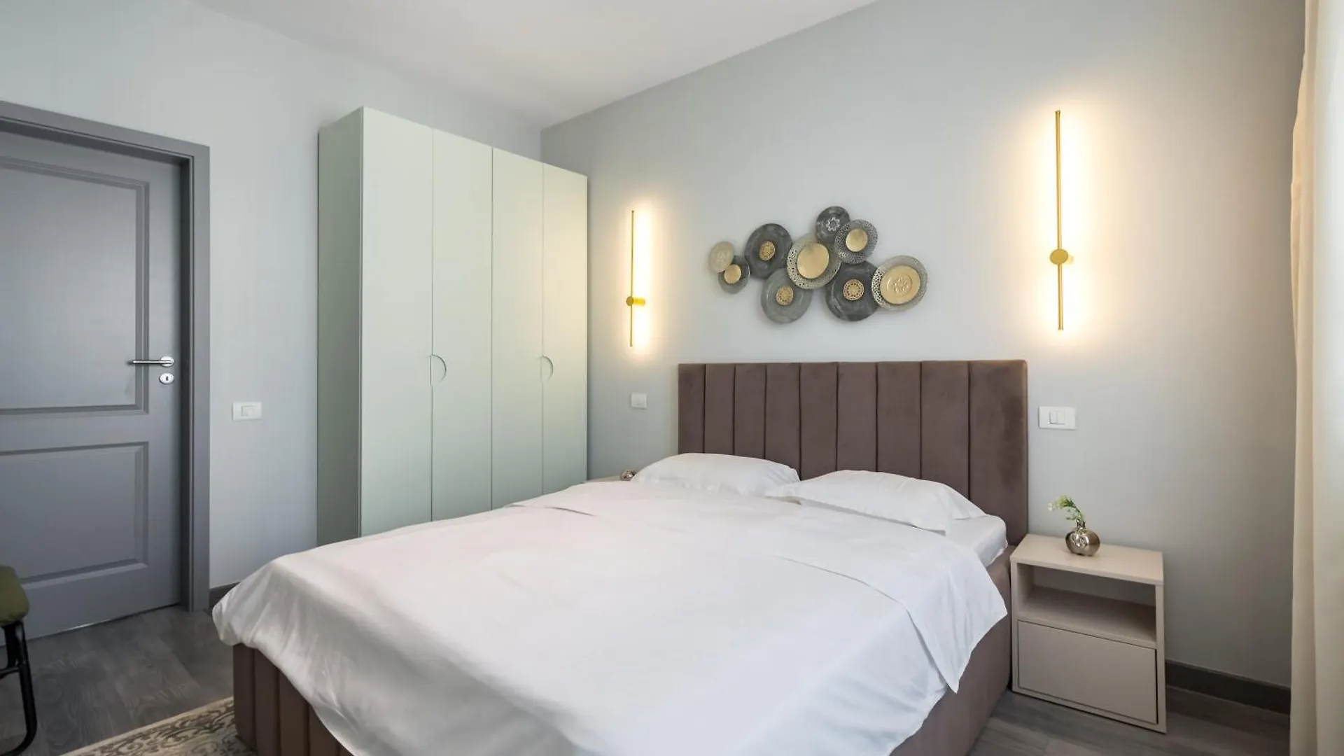 Apartment Breeze Gateway City Center Bucharest
